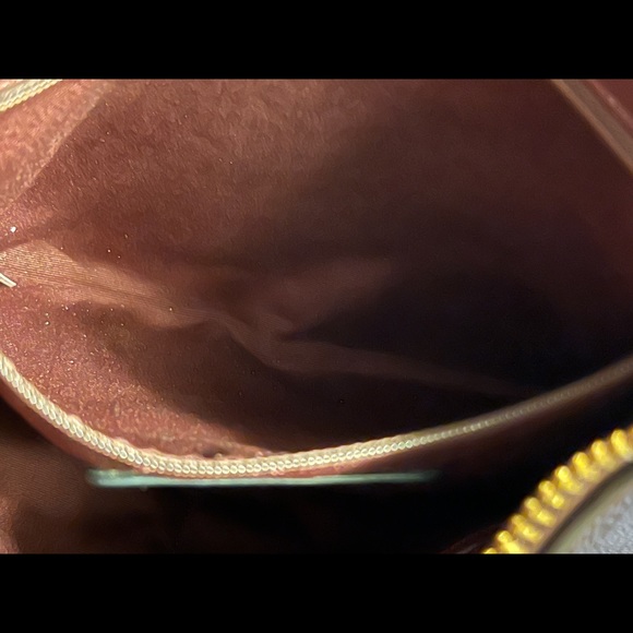 Coach bag Excellent condition Color: Burgundy - Picture 6 of 15